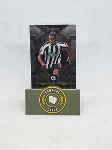 #72 Alexander Isak - Newcastle United Base Select Prem 2022-2023 - Picture 1 of 1