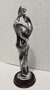 Herco Gift Man & Woman Embracing Romance Art Sculpture Figurine 12.5" High - Picture 1 of 8