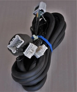 GENUINE NISSAN INFINITI OEM CD CHANGER DATA CABLE / CORD WIRE / CONNECTOR NEW - Picture 1 of 5