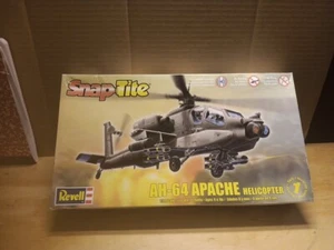 Revell SnapTite AH-64 Apache Helicopter 1:72 Scale Model Kit - New /unbuilt - Picture 1 of 3