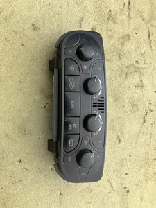 2001-2005 Mercedes W203 C230 C320 AC Heater Climate Control Panel 2038300685 Oem - Picture 1 of 11