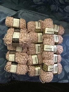 19 madejas Spinnerin NORDIA hilo hecho en Bélgica, 51% lana virgen 39% rayón - Imagen 1 de 3