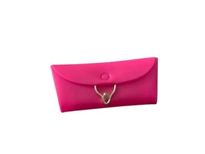 Vintage 1967 Mattel Barbie #2621 Hot Pink Vinyl Envelope Clutch Japan Exclusive - Bild 1 von 2
