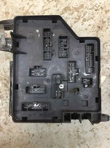 Engine Fuse Box HYUNDAI SANTA Fe 2.7L AT AWD - Bild 1 von 4