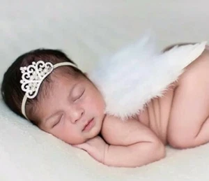 NEWBORN BABY White ANGEL WINGS + PEARL BLING CROWN HEADBAND Photography Prop AUS - Imagen 1 de 8