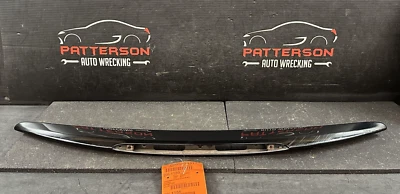 07-10 ALERÓN TRASERO JAGUAR XK ULTIMATE PIEL NEGRA Foto 1 de 4