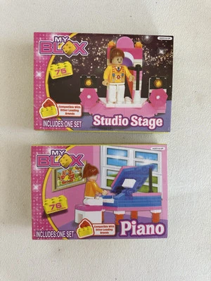 🔥FREE SHIPPING🔥Studio Stage & Piano 75 Toy Play Set Blocks - Image 1 of 2