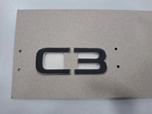 Citroen C3 Schriftzug Emblem Monogramm 9818228780 für Citroen - Bild 1 von 2