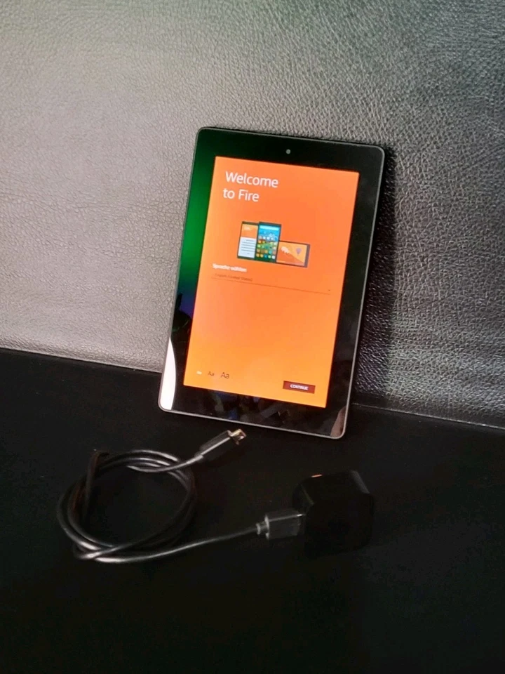 Tablet Fire Amazon Kindle HD 4ª Generación SQ46CW 7" 8GB Juegos Aplicaciones de Lectura Películas  Foto 1 de 4