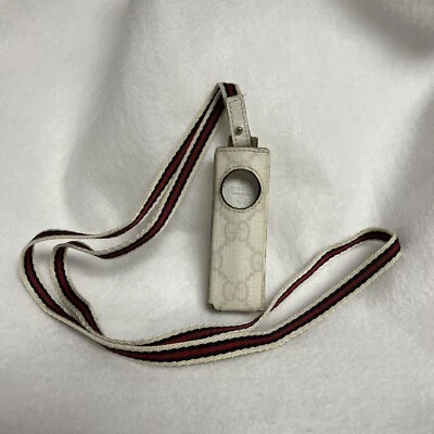 GUCCI Supreme Blanco Monograma Apple Ipod Estuche Alujado con Correa para el Cuello Cordón Foto 1 de 4