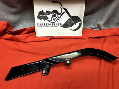 Protector de cinturón de cadena superior GENUINO HARLEY-DAVIDSON SOFTAIL FXST NEGRO Foto 1 de 4