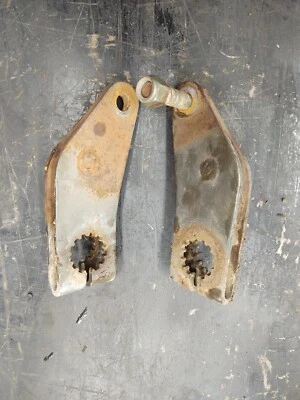 Brazo VENTILADOR YAMAHA PHAZER 485 500, Exterior L Y R 8CR-23851-00-00 RW5119 Foto 1 de 2