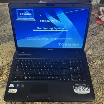 Ноутбук Toshiba Satellite C675-s7104 Windows 7 протестирован работает без зарядного устройства читайте характеристики - Изображение 1 из 4