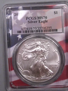 Silver American Eagle 2017 graduación profesional MS70 núcleo de bandera. #32 - Imagen 1 de 5