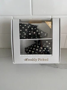 Freshly Picked Moccasins size 3, black with silver dots - Picture 1 of 3