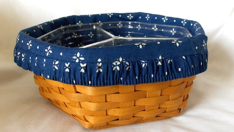 Longaberger 1998 Generations Hexagon 10" basket with divided insert & liner EUC Cover