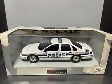 1/18 UT MODELS ASHEVILLE NC 1996 CHEVROLET CAPRICE POLICE CAR (NEW)