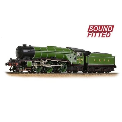 Bachmann 35-200SF LNER V2 4791 LNER Lined Green Original DCC Sound Fitted OO - Image 1 of 3