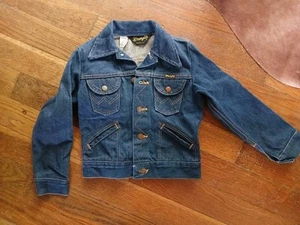 Wrangler Western Jean Jacket Boys Size 10 Blue Denim Button Front EUC USA - Picture 1 of 6