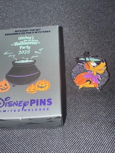 2025 Disney Not So Scary Halloween Party Mystery Cauldron Pin Pluto ONLY MNSSHP - Picture 1 of 3