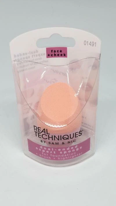 Real Techniques Esponja Experta de Doble Extremo Cara + Mejillas Espuma Densa Multiusos Foto 1 de 1