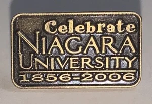 Celebrate Niagra University 1956 - 2006 Anstecknadel Hut [E] - Bild 1 von 2