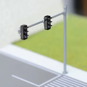 2 x HO / OO traffic light signal LED model train crossing walk Street #V2B3BL - Picture 1 of 4