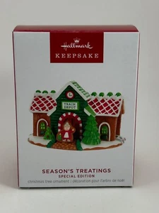 NIB - Gingerbread Train Depot - 2023 Hallmark Ornament - Season's Treatings SE - Picture 1 of 4