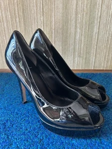 Tacco a spillo Cole Haan *NikeAir* in pelle nera lucida taglia 8B - Foto 1 di 11