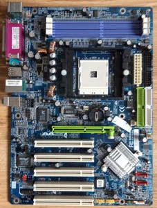 Gigabyte GA-K8U - Zdjęcie 1 z 3