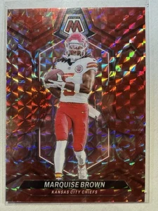 2024 Panini Mosaic Marquise Brown #109 Red Camo Mosaic Prizm Chiefs - Picture 1 of 2