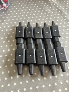 Connecteurs femelle X10 IEC - Photo 1/4