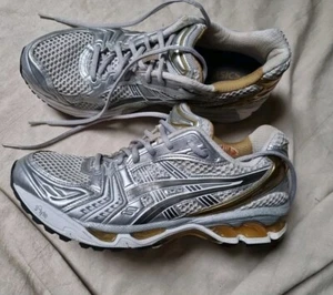 Asics Gel Kayano 14 Vintage EU 43,5 42,5 Silber Gold Laufschuhe Sneaker - Bild 1 von 13