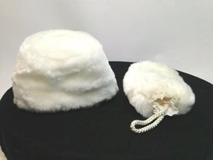 Conjunto de boina y manguito sombrero ruso de piel sintética blanco American Girl Pleasant Co - Imagen 1 de 4