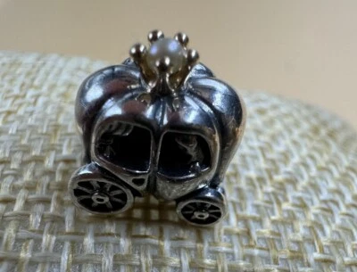 Pandora Royal Carriage Charm S925ALE +14ct Corona Oro Foto 1 de 4