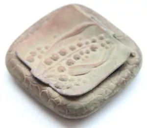 Vintage Cute Nice Powder Brass Box Floral Motive - Picture 1 of 4