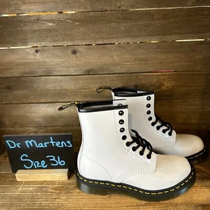 New NWOB Womens Dr Martens 1460 White Smooth Leather Combat Ankle Boots Size 5 M - Picture 1 of 6