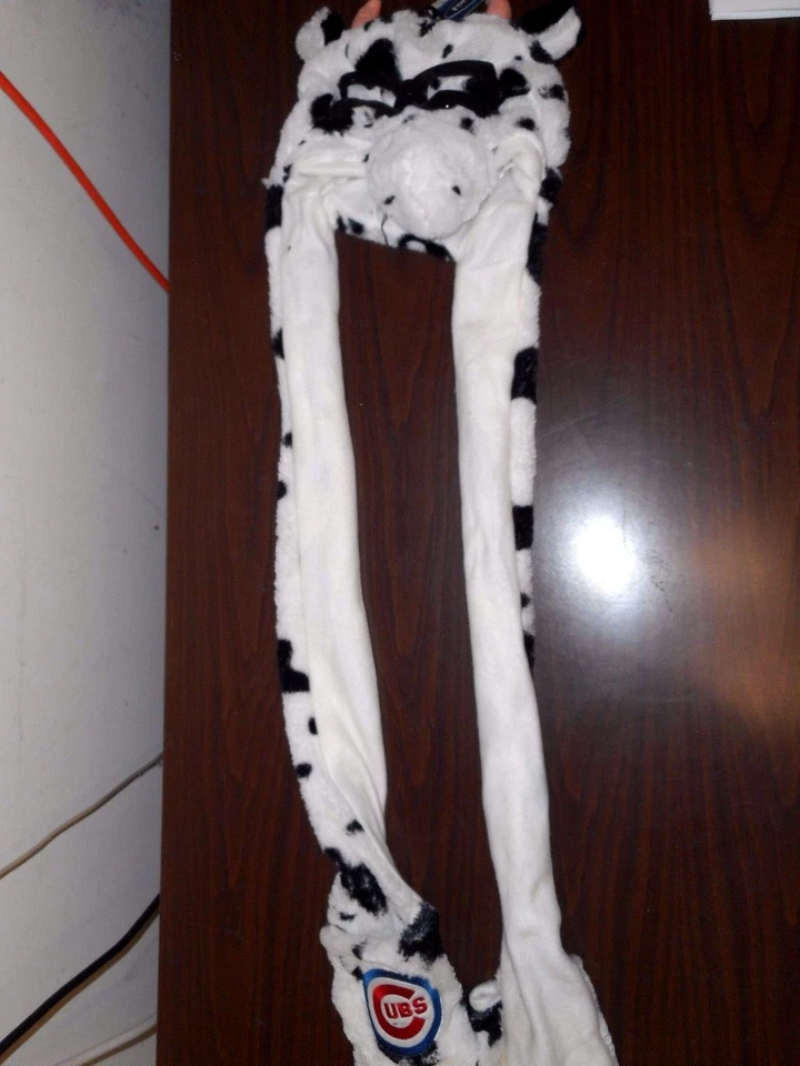 FOREVER COLLECTIBLES CHICAGO CUBS SOMBRERO MASCOTA LARGO CON BOLSILLOS PARA LAS MANOS NUEVO CON ETIQUETAS Foto 1 de 4