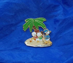 Disney Collector Pin Huey Dewey Louie Legend Of The Golden Pins Pirates 2006 - Picture 1 of 1