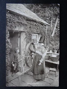 Cymru A WELSH WOMAN IN NATIONAL COSTUME with a SPINNING JENNY WHEEL Old Postcard - Picture 1 of 2