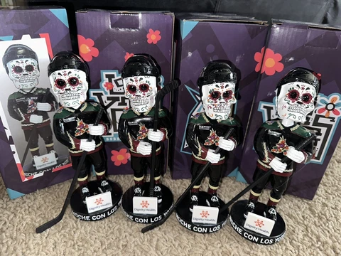 Four Arizona Coyotes Sugarskull Bobblehead NHL LOS YOTES - 4/10/23 SGA QTY-4! Cover