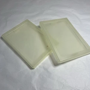 3.5x5” Single wafer carrier Lot of 2 Square plastic containers Vintage - Picture 1 of 4