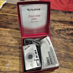 Fujifilm Zoom Date 1000 35mm Film Point and Shoot Camera With Gift Box - Picture 1 of 7
