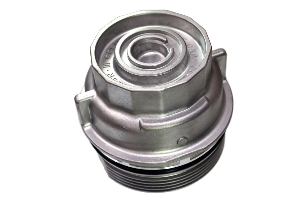Engine Oil Filter Housing for Lexus GS300 GS350 GS450h IS250 IS350 - Image 1 of 4