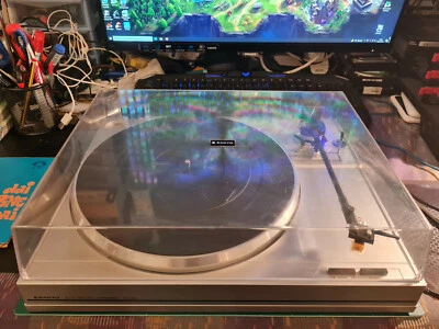 Giradischi SANYO TP 220 Auto Return Turnable +3 Vinili 45Giri ritorno automatico - Immagine 1 di 4