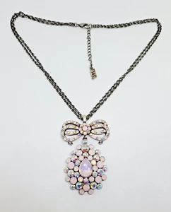 Collana doppio filo QVC Victoria & Albert Museum ghirlanda rosa Swarovski V&A - Foto 1 di 8