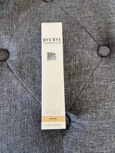 IT Cosmetics Bye Bye Foundation w/ SPF 50+ Medium NEW Sealed Expired 2020 - Picture 1 of 2