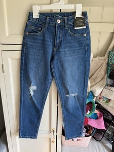 Girls High Rise Relaxed Tapered Jeans - Art Class‚ Dark Blue Wash Size 8 NEW - Picture 1 of 6