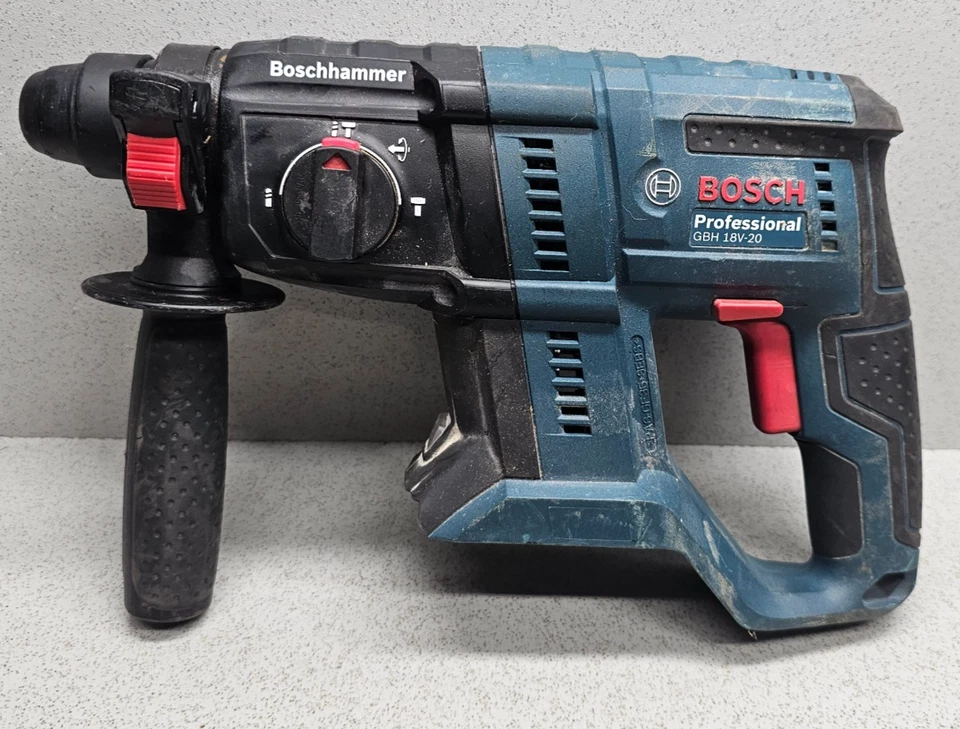 Bosch GBH 18V-20 SDS-Plus Hammer Drill Body Only Spares or Repairs - Image 1 of 4