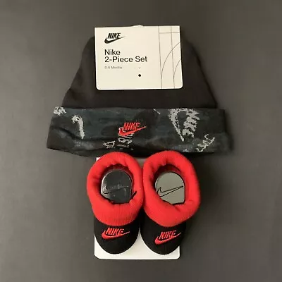 Nike Newborn Baby Boys 0-6 M Black Red Hat Beanie Socks Booties 2 Piece Set - Image 1 of 4